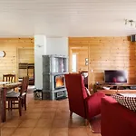 Suvituuli | Paajoen Vuokramoekit Chalet *