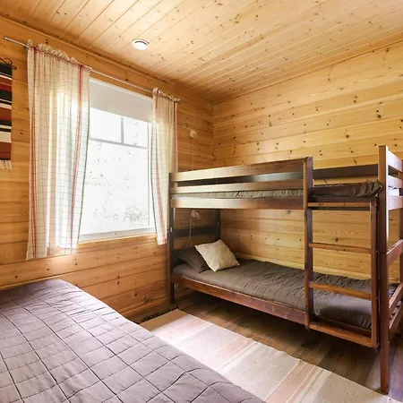 Chalet Suvituuli | Paajoen Vuokramoekit